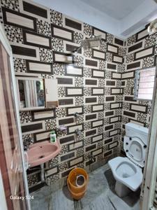 Bathroom Image of 650 Sq.ft 2 BHK Builder Floor for sale in Paschim Barisha Kolkata for Rs. 3600000