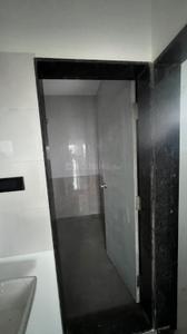 Bathroom Image of 524 Sq.ft 1 BHK Apartment / Flat for rent in Baroque Neel Galaxy, Hadapsar Pune for Rs. 4000