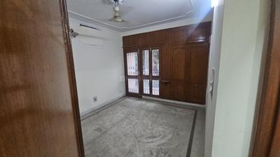 Bedroom Image of 2000 Sq.ft 3 BHK Apartment / Flat for sale in Sarita Vihar New Delhi for Rs. 23000000