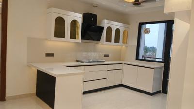 Kitchen Image of 2450 Sq.ft 4 BHK Builder Floor for sale in Ansal Esencia Sector 67, Sector 67 Gurgaon for Rs. 24500000