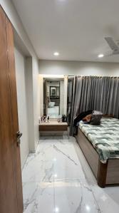 Bedroom Image of 1252 Sq.ft 2 BHK Apartment / Flat for rent in Swagat Clifton, New Althan Surat for Rs. 30000