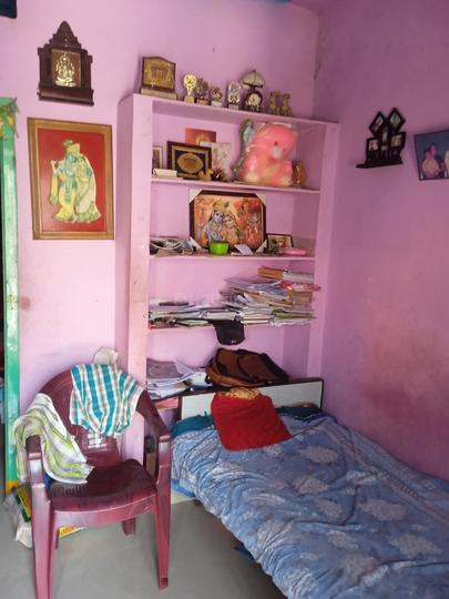 One portion 3 bhk Main Image 1