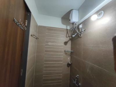 Bathroom Image of 650 Sq.ft 2 BHK Apartment / Flat for rent in Divine Palm Spring, Wakad Pune for Rs. 28000