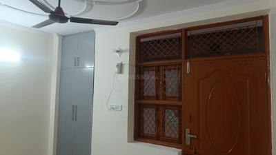 Bedroom Image of 625 Sq.ft 2 BHK Builder Floor for sale in Dwarka Mor New Delhi for Rs. 2400000