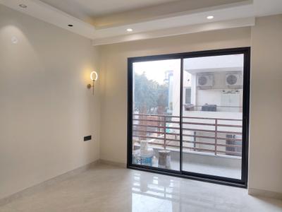 Bedroom Image of 2970 Sq.ft 4 BHK Builder Floor for sale in Ansal Versalia, Sector 67 Gurgaon for Rs. 23500000