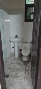 Bathroom Image of 1500 Sq.ft 3 BHK Builder Floor for rent in Vaishali Ghaziabad for Rs. 26000