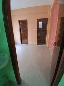 Balcony Image of 800 Sq.ft 2 BHK Apartment / Flat for rent in Chinar Park Kolkata for Rs. 15500