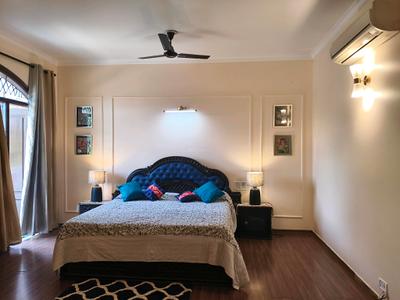 Bedroom Image of 3300 Sq.ft 4 BHK Builder Floor for rent in DLF Phase 3 Gurgaon for Rs. 150000