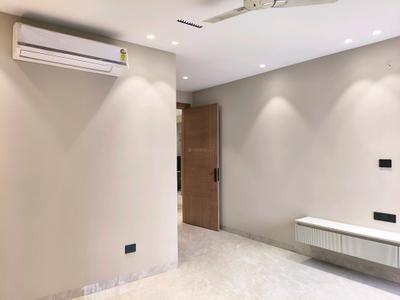 Bedroom Image of 2160 Sq.ft 4 BHK Builder Floor for sale in Paramount Luxury Floors Sushant Lok 3, Sector 57 Gurgaon for Rs. 30000000