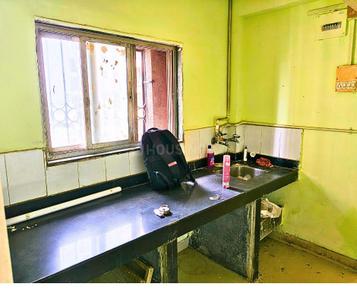 Kitchen Image of 530 Sq.ft 1 BHK Apartment / Flat for rent in Panchratna Apartment, Kandivali West Mumbai for Rs. 22000