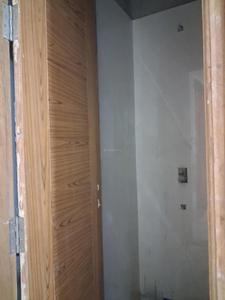 Common Bathroom Image of 550 Sq.ft 1 BHK Apartment / Flat for sale in JP Homes by JP Infra Estate, Sector 74 Noida for Rs. 2500000