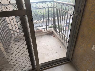 Balcony Image of 1155 Sq.ft 2.5 BHK Apartment / Flat for rent in Prateek Grand City, Siddharth Vihar Ghaziabad for Rs. 25500