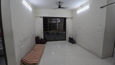 Living Room Image of 800 Sq.ft 2.5 BHK Apartment / Flat for sale in The Atmosphere Phase 1, Mulund West Mumbai for Rs. 25000000