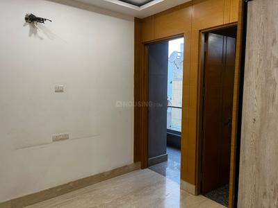 Bedroom Image of 1900 Sq.ft 3 BHK Builder Floor for rent in Ramesh Nagar New Delhi for Rs. 49000