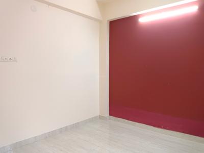 Bedroom Image of 1200 Sq.ft 3 BHK Builder Floor for rent in Eastern Park, Santoshpur Kolkata for Rs. 22000
