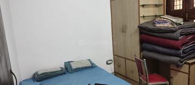 Bedroom Image of 800 Sq.ft 2 BHK Builder Floor for sale in Laxmi Nagar New Delhi for Rs. 6800000