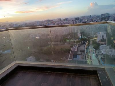 Balcony Image of 800 Sq.ft 2 BHK Apartment / Flat for rent in Blue Pearl 18 Casita, Baner Pune for Rs. 46000