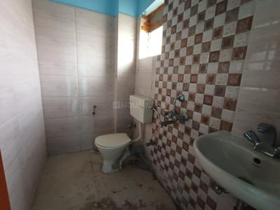 Bathroom Image of 1300 Sq.ft 3 BHK Apartment / Flat for sale in Madurdaha Kolkata for Rs. 7000000