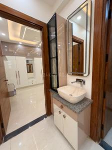 Bedroom Image of 1650 Sq.ft 3 BHK Builder Floor for sale in Vasundhara Ghaziabad for Rs. 18500000