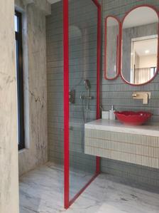 Bedroom Three Image of 2000 Sq.ft 3 BHK Apartment / Flat for sale in Gateway, Santacruz West Mumbai for Rs. 76000000
