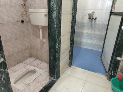 Bathroom Image of 780 Sq.ft 1 BHK Apartment / Flat for rent in Kharghar Navi Mumbai for Rs. 26500