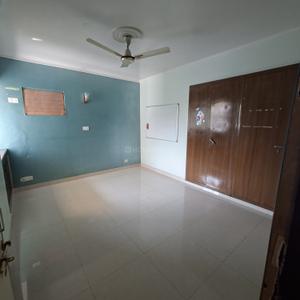 Bedroom Image of 1200 Sq.ft 2 BHK Apartment / Flat for rent in Batla Apartments, Patparganj New Delhi for Rs. 40000
