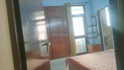 Bedroom Image of 950 Sq.ft 2 BHK Apartment / Flat for rent in CGHS Rail Vihar, Sector 15 Gurgaon for Rs. 42000