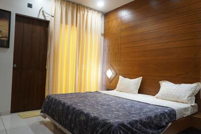 Bedroom Image of 2650 Sq.ft 4 BHK Apartment / Flat for sale in Bhayli Vadodara for Rs. 9500000