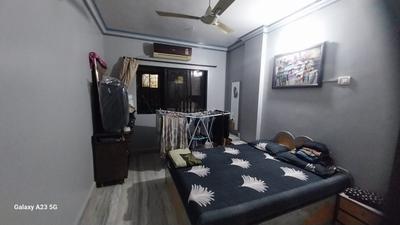 Hall Image of 1000 Sq.ft 2 BHK Apartment / Flat for sale in Dahisar West Mumbai for Rs. 17500000