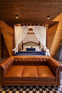 Living Room Image of 2000 Sq.ft 2 BHK Villa for sale in Mashobra Shimla for Rs. 15000000