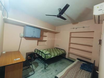 Bedroom Image of 650 Sq.ft 2 BHK Apartment / Flat for rent in Egmore Chennai for Rs. 25000