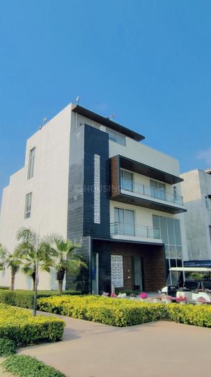 Godrej Exquisite At Godrej Golf Links Main Image 1