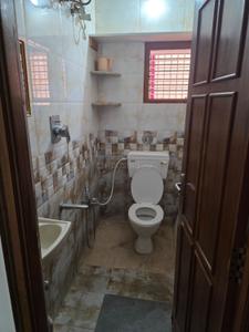Bathroom Image of 600 Sq.ft 1 BHK Builder Floor for rent in Vijayanagar Bengaluru for Rs. 17000