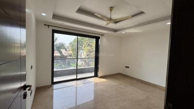 Bedroom Image of 2034 Sq.ft 3 BHK Apartment / Flat for sale in Ivory County Phase 1, Sector 115 Noida for Rs. 35000000