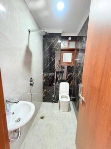 Bathroom Image of 600 Sq.ft 1 BHK Builder Floor for rent in Said-Ul-Ajaib New Delhi for Rs. 11500