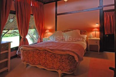 Bedroom Image of 6000 Sq.ft 8 BHK Apartment / Flat for sale in Santacruz West Mumbai for Rs. 295000000