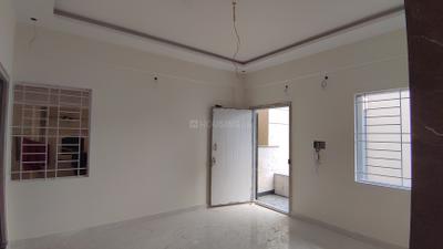 Living Room Image of 620 Sq.ft 1 BHK Builder Floor for rent in Singasandra Bengaluru for Rs. 25000