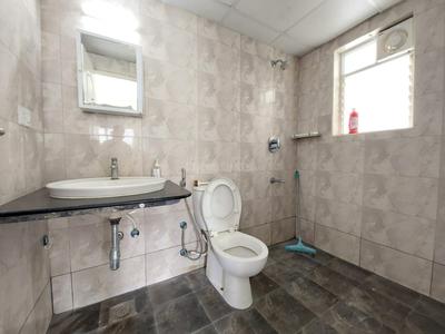 Image of 2020 Sq.ft 4 BHK Apartment / Flat for rent in Ramapuram, Chennai for Rs. 62000