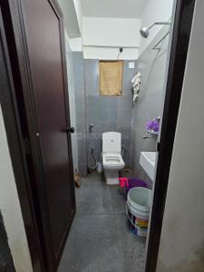 Bathroom Image of 400 Sq.ft 1 BHK Apartment / Flat for rent in Antarik Apartment, Rajarhat Kolkata for Rs. 9000
