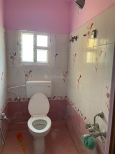 Bathroom Image of 1061 Sq.ft 2 BHK Apartment / Flat for sale in Selaiyur Chennai for Rs. 6300000