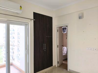 Bedroom Image of 1300 Sq.ft 2.5 BHK Apartment / Flat for rent in Shree Vardhman Victoria, Sector 70 Gurgaon for Rs. 40000