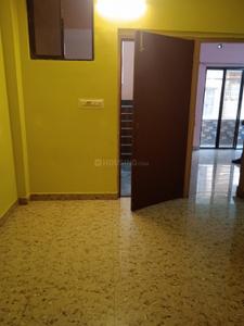 Hall Image of 900 Sq.ft 2 BHK Independent House for rent in Patuli Kolkata for Rs. 13000