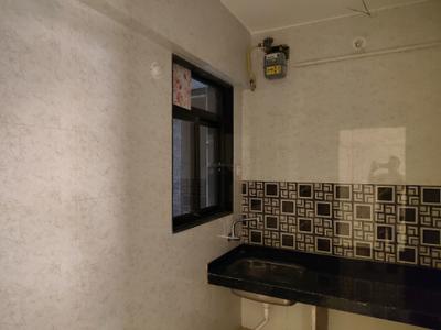 Kitchen Image of 1035 Sq.ft 2 BHK Apartment / Flat for rent in Kanakia Niharika, Thane West Thane for Rs. 46500