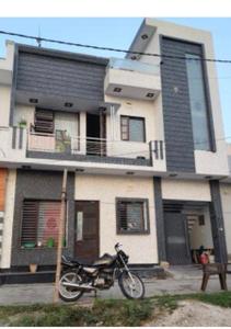 Image of 950 Sq.ft 3 BHK Independent House for sale in Railway Station Aea, Thanesar for Rs. 10000000