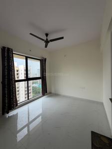 Bedroom Image of 695 Sq.ft 2 BHK Apartment / Flat for rent in Runwal Gardens, Dombivli East Thane for Rs. 18000