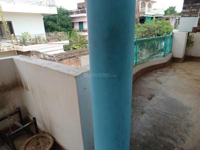 Balcony Image of 1800 Sq.ft 3 BHK Builder Floor for rent in Miurabad Allahabad for Rs. 9000