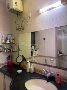 Bathroom Image of 1132 Sq.ft 2 BHK Apartment / Flat for sale in Naba Kailash Apartment, Ballygunge Kolkata for Rs. 14350000