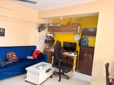 Hall Image of 675 Sq.ft 2 BHK Apartment / Flat for sale in Parshvanath Hansraj Heights, Thane West Thane for Rs. 15000000