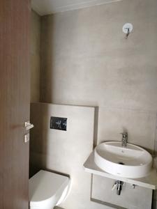 Common Bathroom Image of 1200 Sq.ft 3 BHK Apartment / Flat for sale in Vile Parle West Mumbai for Rs. 55000000