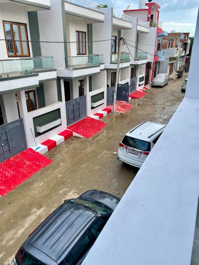 Sarojini Nagar Balcony 1